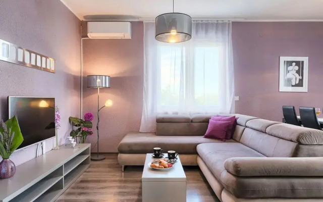 4S - One Bedroom No.2