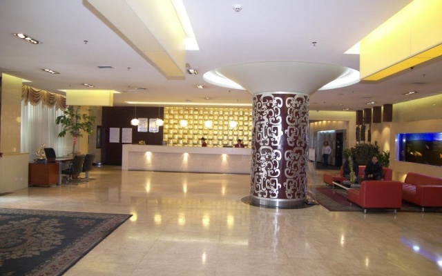 Ruyi Hotel Urumqi – Lobby – Urumqi