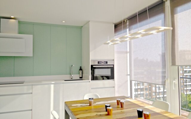 Sunny terrace 3BR luxury Penthouse - Ferran Batik