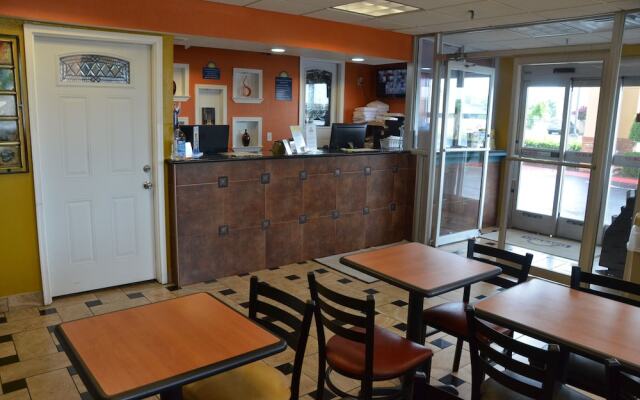 Days Inn Airport Nashville East