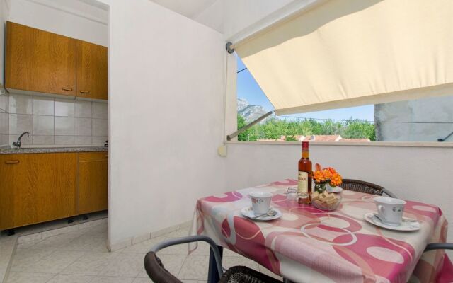Apartments and Rooms Perica