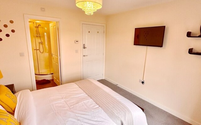 Luxury 2bed Apartment in Wolverhampton