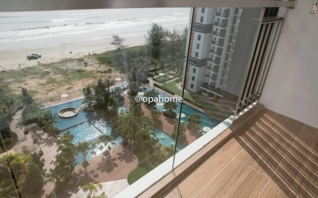 OPAHOME@ Timurbay Seafront Residence 2BR Family suite Seaview and Poolview