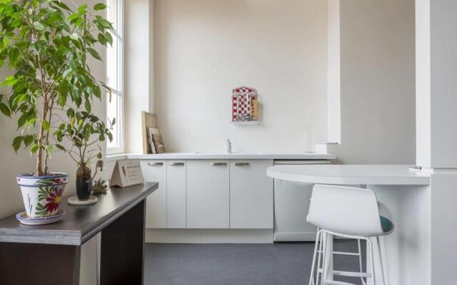 Capucins - 2 chambres et un bureau au calme - - Appartement 2beapart