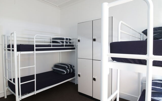 Wake Up! Bondi Beach - Hostel