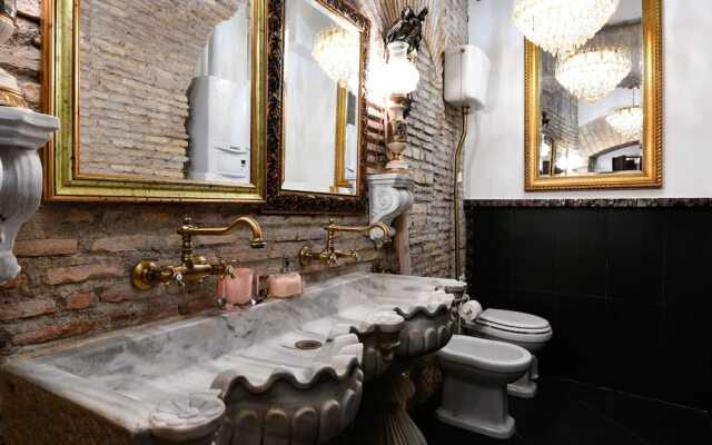 Dolce Vita in Rome With 2 Bedrooms and 1 Bathrooms