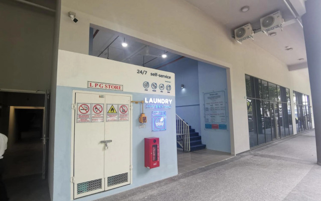 Jesselton Quay Suites