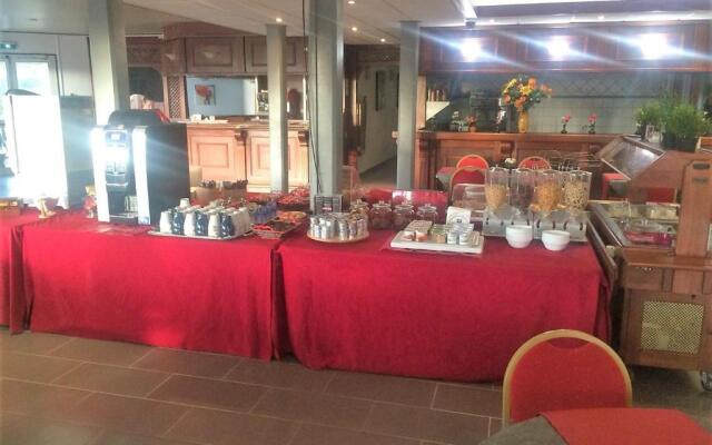 Kyriad Saint Fargeau Ponthierry Apollonia