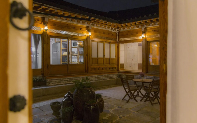 STAY256 Hanok Guesthouse