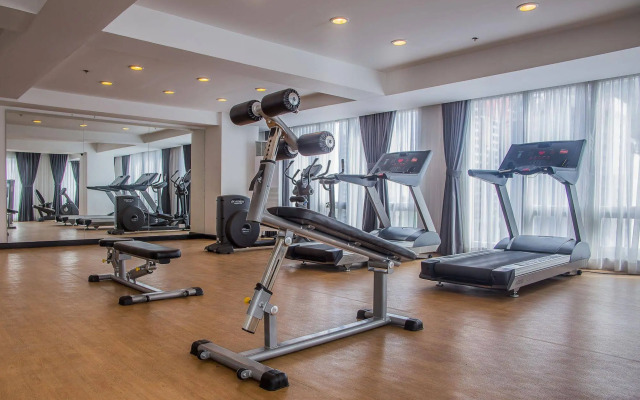 Y2 Residence Hotel