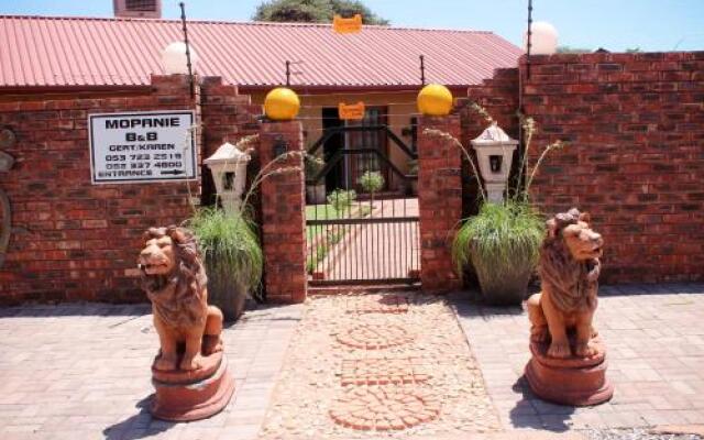 Mopanie Guesthouse
