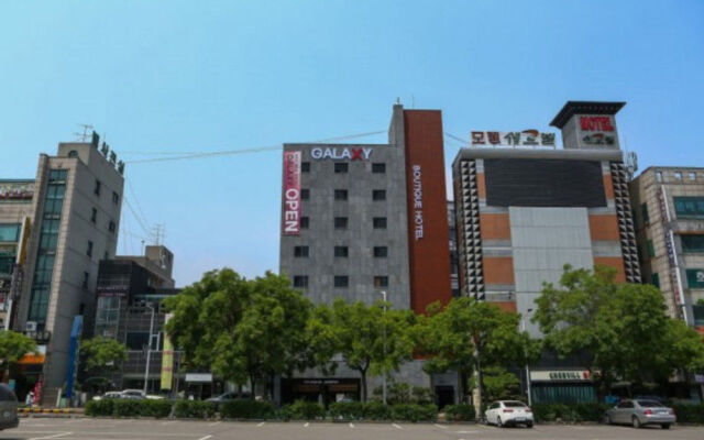 Galaxy Hotel