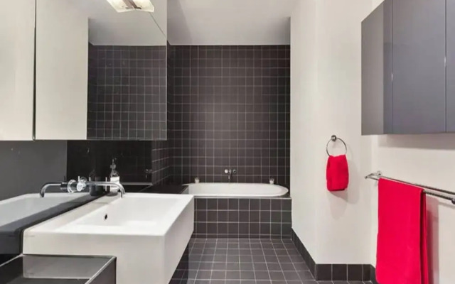Perfect 4-bed Penthouse w/ Parking, Pool and Gym