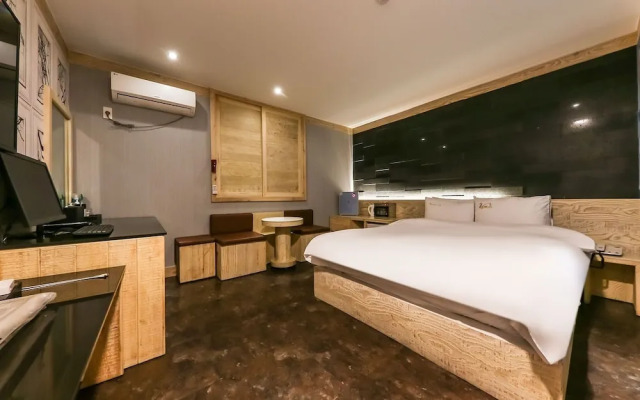 Daejeon Yuseong Motel Nine