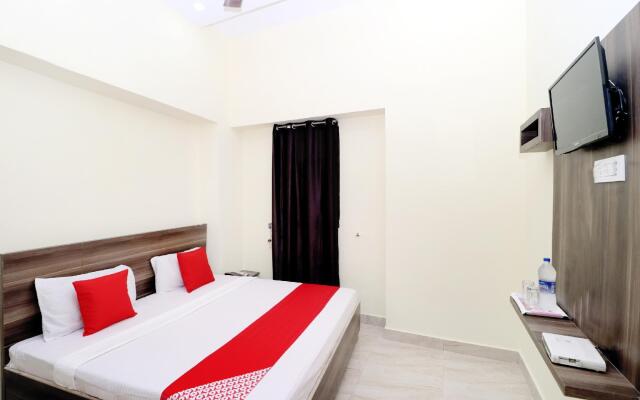 OYO 38404 Arora Classic Guest House