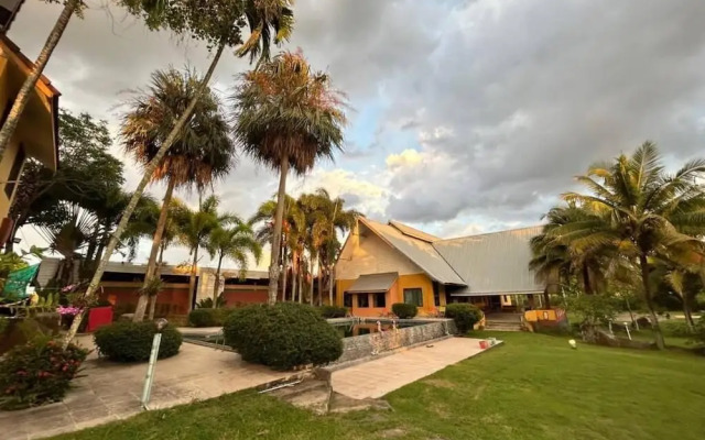 Petpumok Wangnamkhiao Hotel