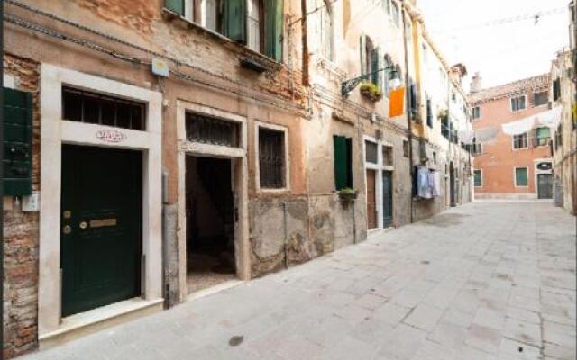 Tiziano Apartment