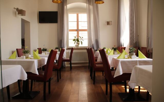 Micha'S Hotelbetriebe – Hotel Am Markt