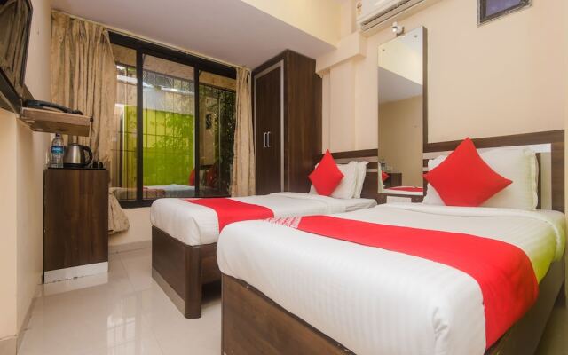 OYO 1453 Hotel Daisy Residency