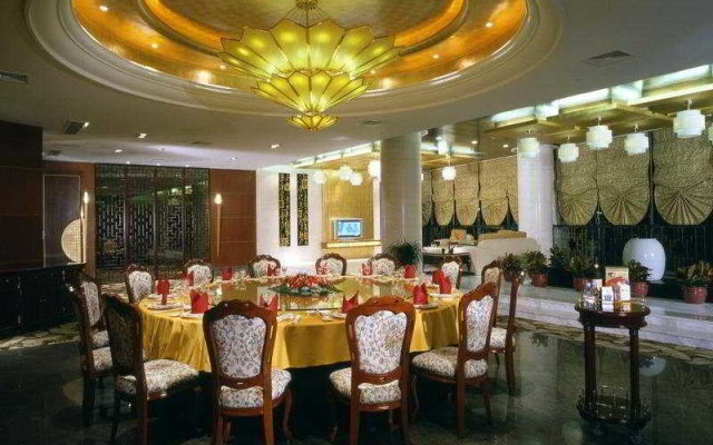 Rosedale Chunshenhu Resort Hotel Suzhou