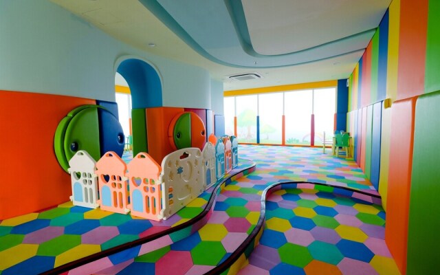 Luxurious Studio at Menteng Park Apartment