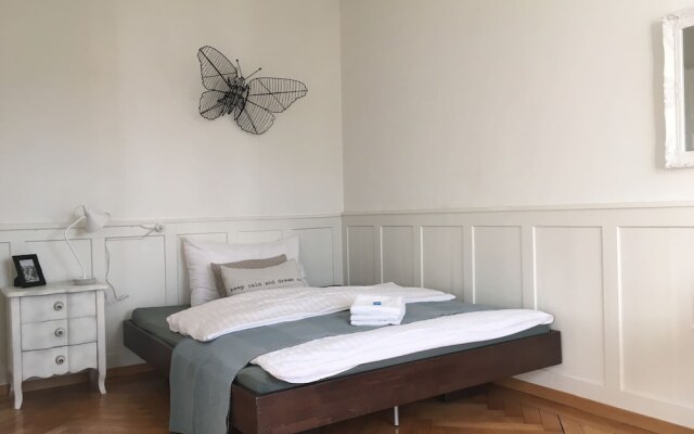 Casa Schilling - 4 Charming Rooms in the Best Location