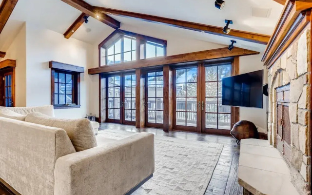 1-#42 4BD One Willow Bridge Road