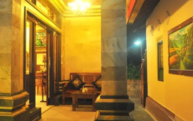 Inten House