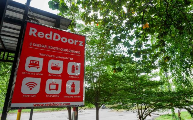 RedDoorz @ Kawasan Industri Candi Semarang
