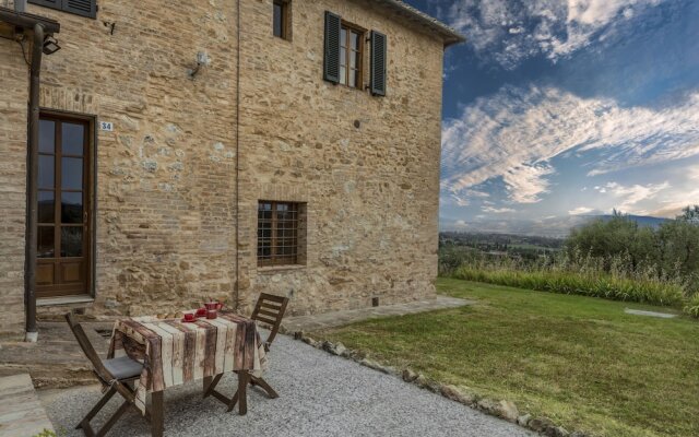 Tuscan Farmhouse near Siena