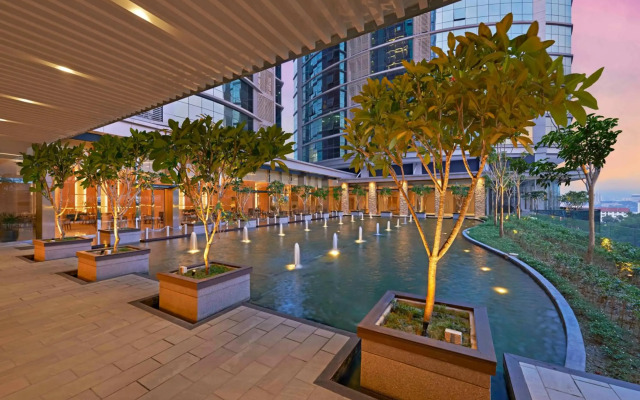 V E Hotel & Residence