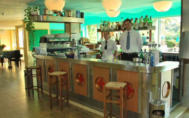 Holiday Park- Studio