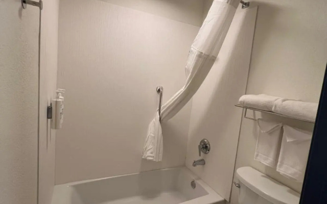 Spark by Hilton Glendale Phoenix North