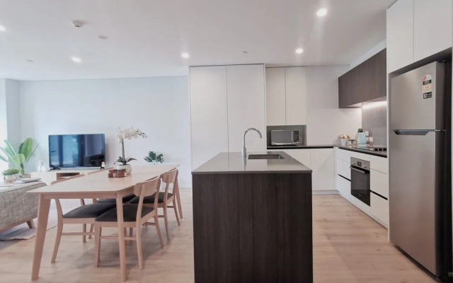 Brand New Lux 2 Bedroom Apartment