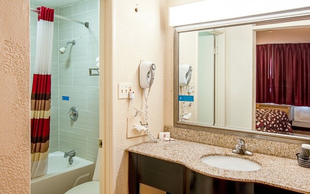 Red Roof Inn Battle Creek