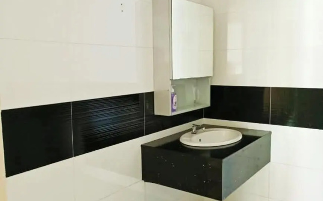 Mansion One Two Bedroom Seaview 7 Pax