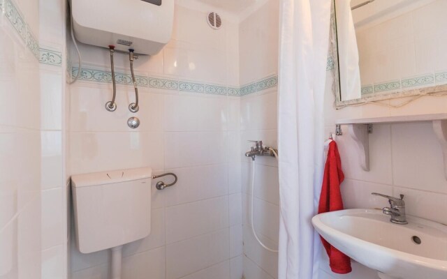 Nice Home in Podgora With 2 Bedrooms and Wifi