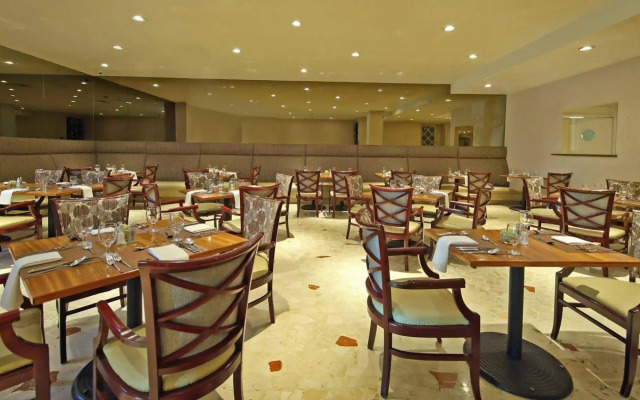 Crowne Plaza Panama by IHG