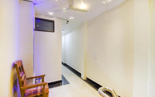 Grover International by OYO Rooms