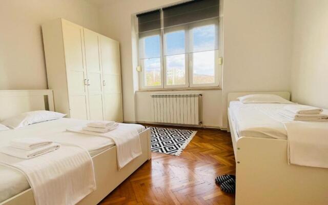Apartment Reful