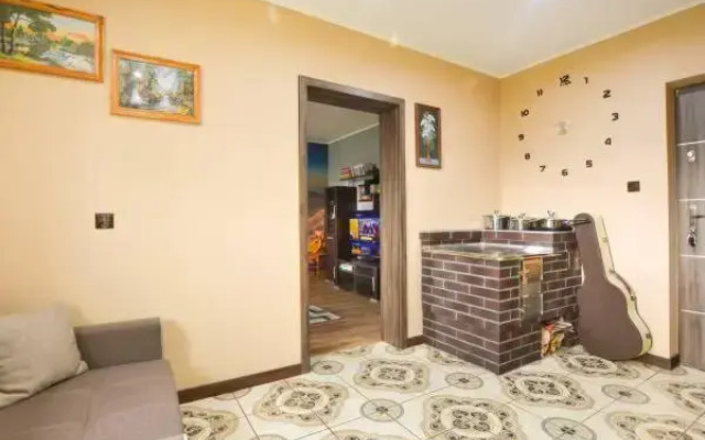 Apartament Folkowy Wujek pod Gromadzyniem