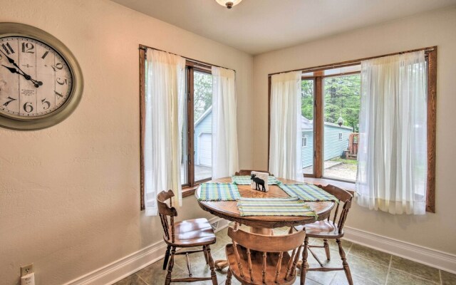Walkable Lake Elkhart Apt: Dine, Shop, Swim!