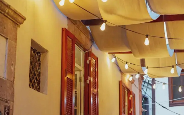 Ivy Ayvalik café & bar