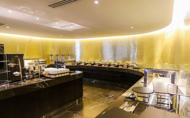 Novotel Sydney West HQ Hotel