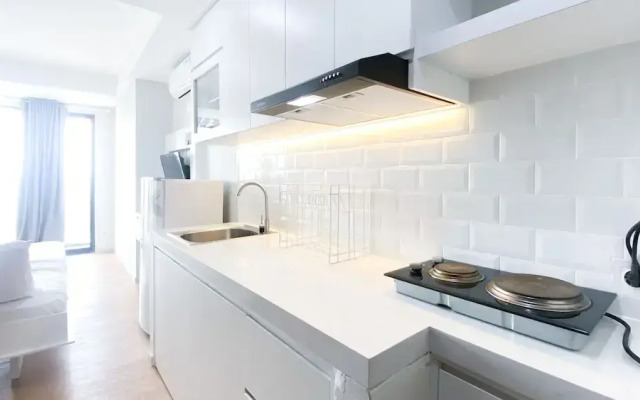 New And Modern Studio At Daan Mogot City Apartment