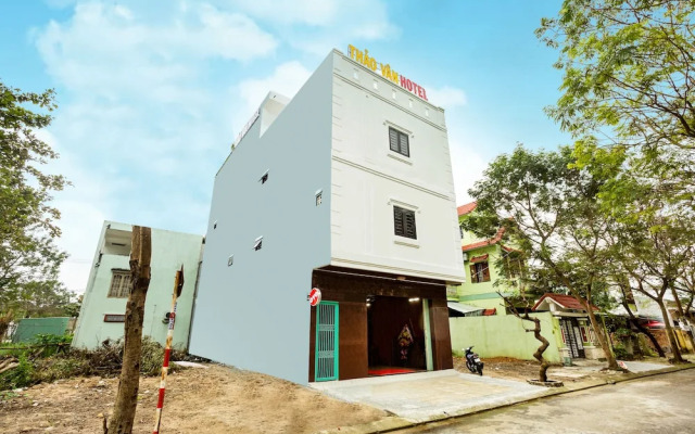 Thao Van Hotel by OYO Rooms