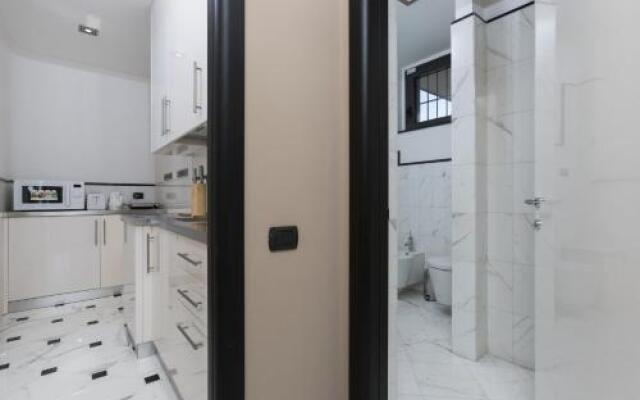 Suzzani Halldis Apartment