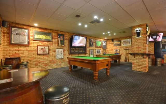 Albion Shamrock Hotel Motel