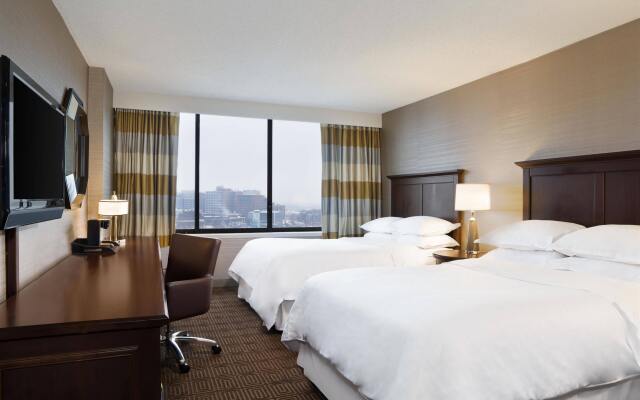 Sheraton Philadelphia University City Hotel