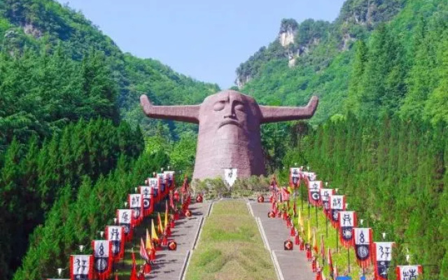 Shennongjia Lily Hotel (Dajiuhu Pingqian Ancient Town) – Outside – Shennongjia